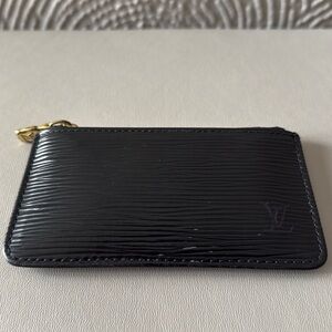 Authentic Louis Vuitton Epi Noir Key Cles